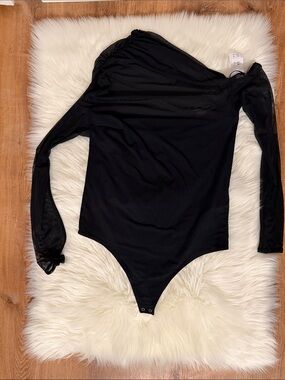NWT Abercrombie & Fitch Black Long Sleeve One-Shoulder Bodysuit - Size L